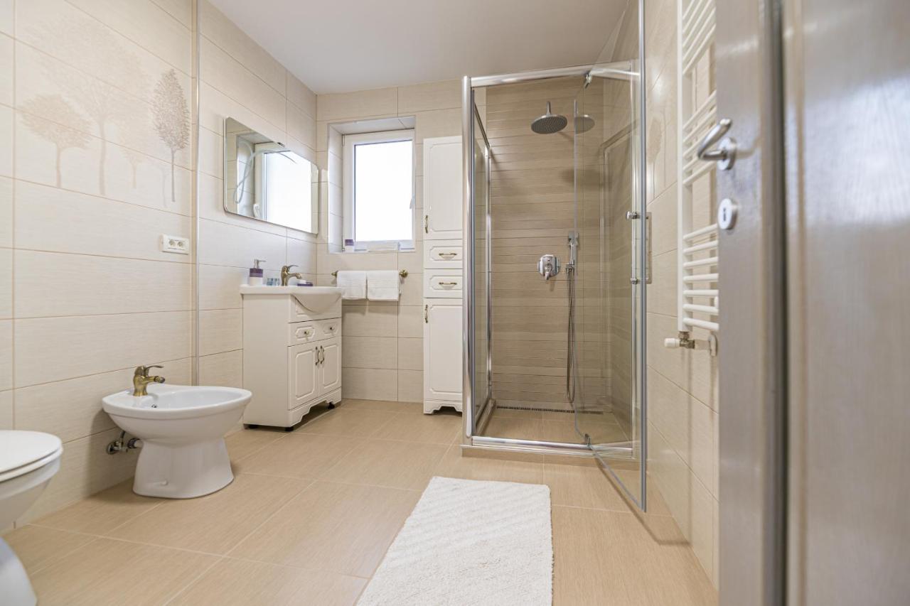 Apartamente Lavender Μπρασόβ Εξωτερικό φωτογραφία